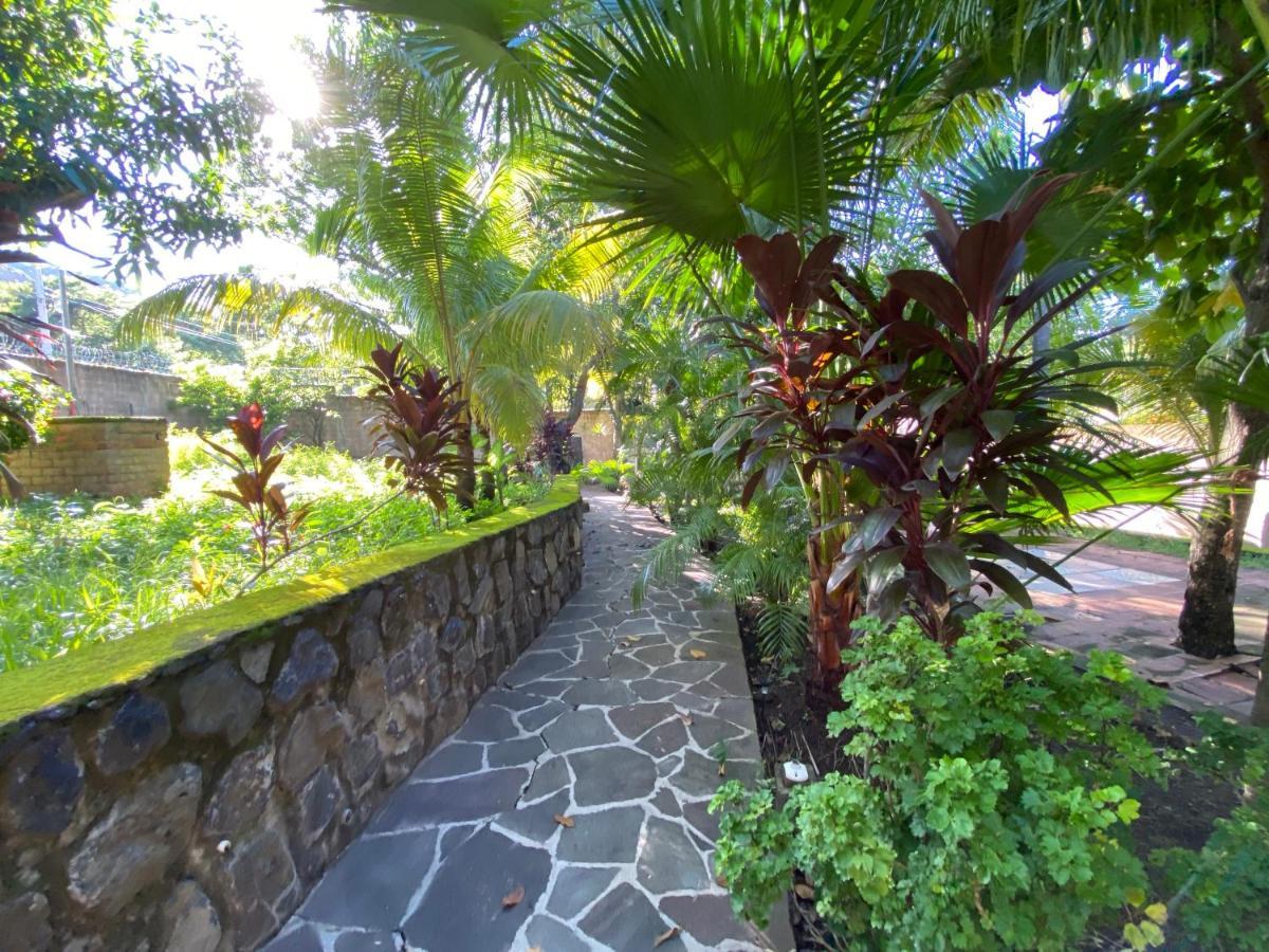 Lote 44 Guesthouse El Zonte Luaran gambar