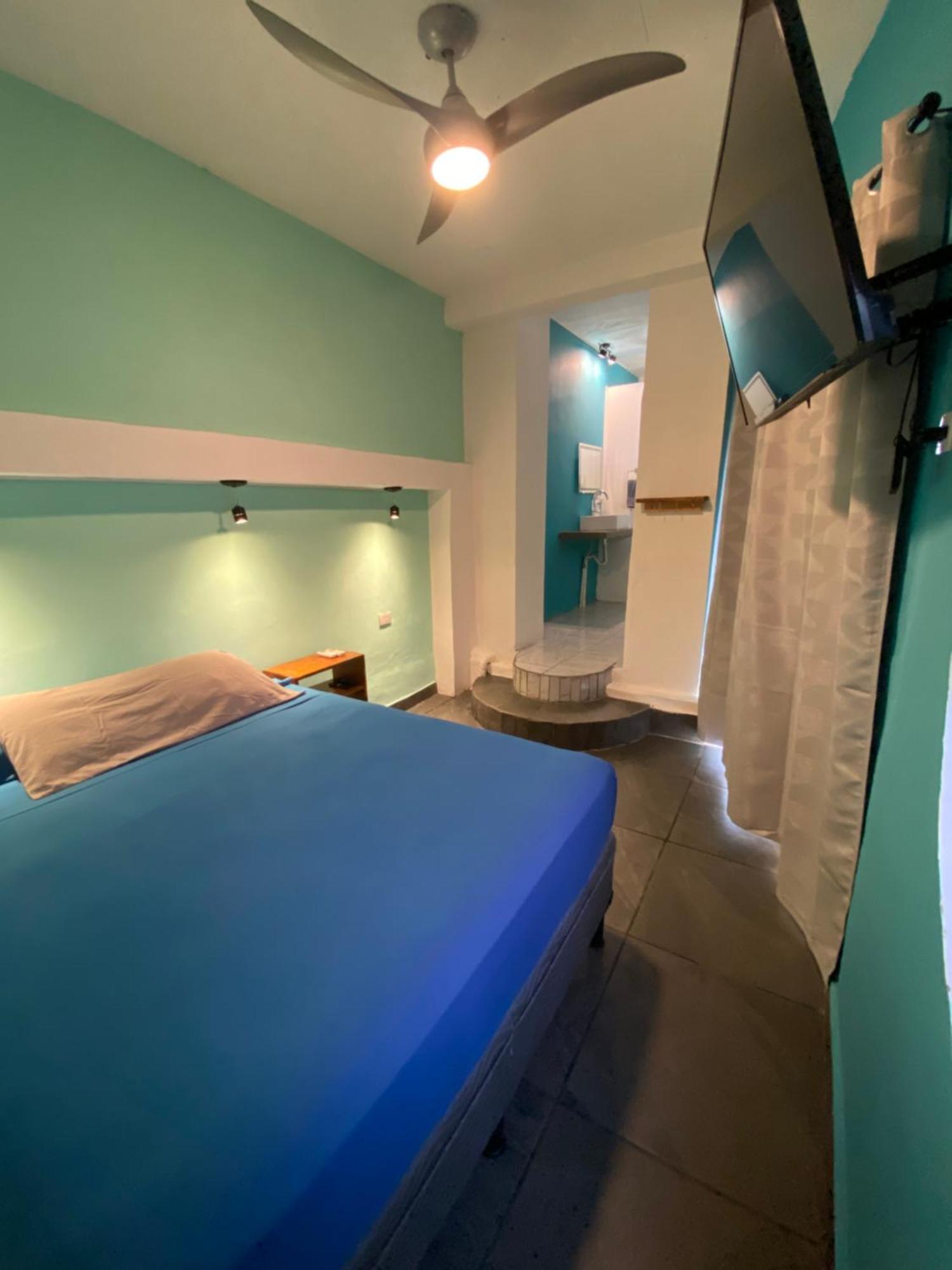 Lote 44 Guesthouse El Zonte Luaran gambar
